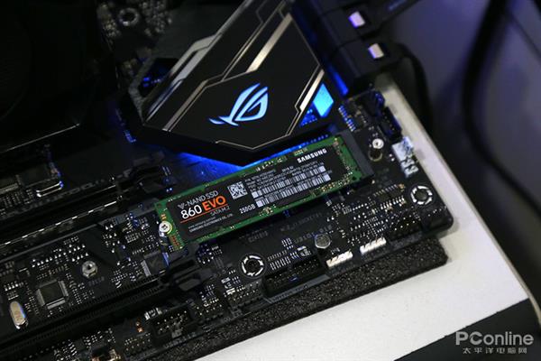 AMD黑科技存储Store MI终于到来：加速后的机械硬盘看齐SSD