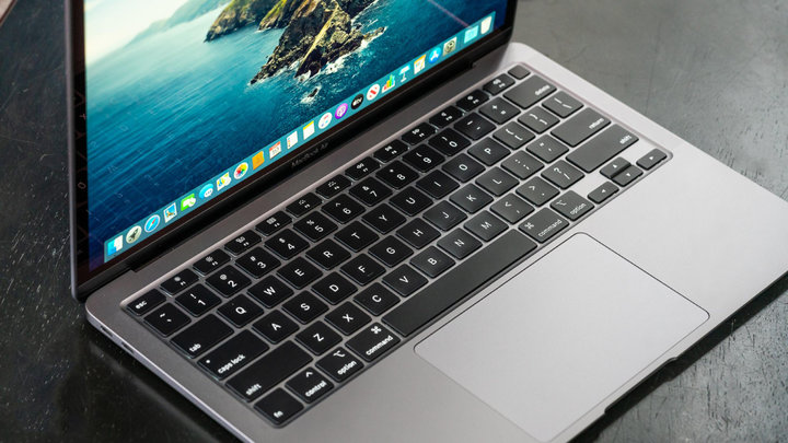 外媒上手 MacBook Air：键盘好评，价格亲民