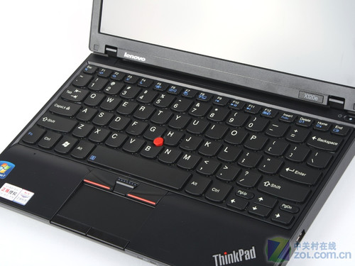 轻薄再升级 ThinkPad X120e外观评测 